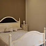 Giully's