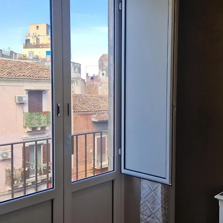 Giully's Gasthuis Catánia