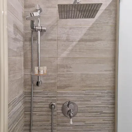 Giully's 3* Catánia