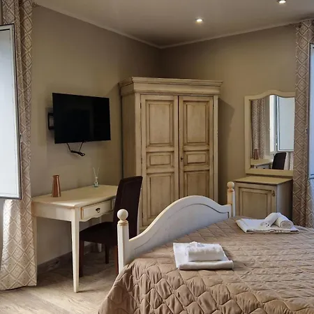 Gasthuis Giully's Catánia