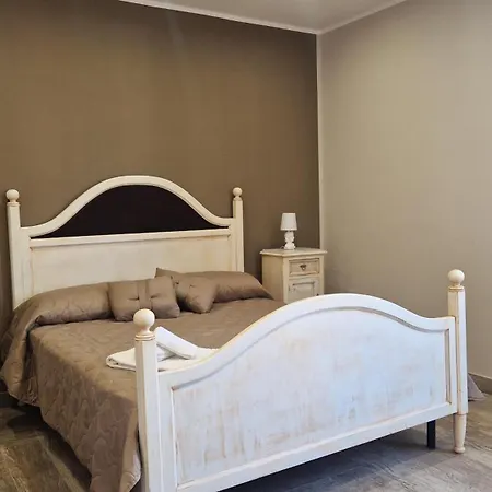 Giully's Guest house